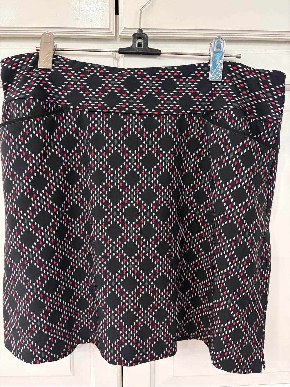 Tail Women’s Black Patterned Skirt - Pink & White Diamond Print size 10